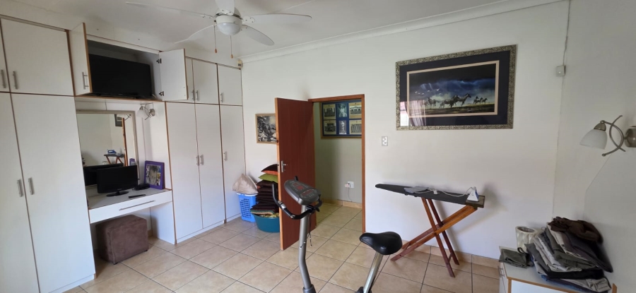 8 Bedroom Property for Sale in Meiringspark North West